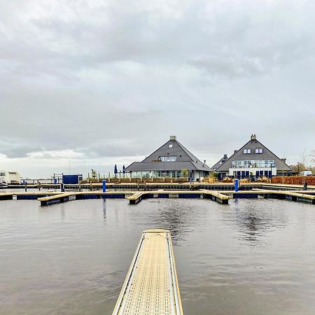 Houseboat Blue Sneekermeer Offingawier Εξωτερικό φωτογραφία