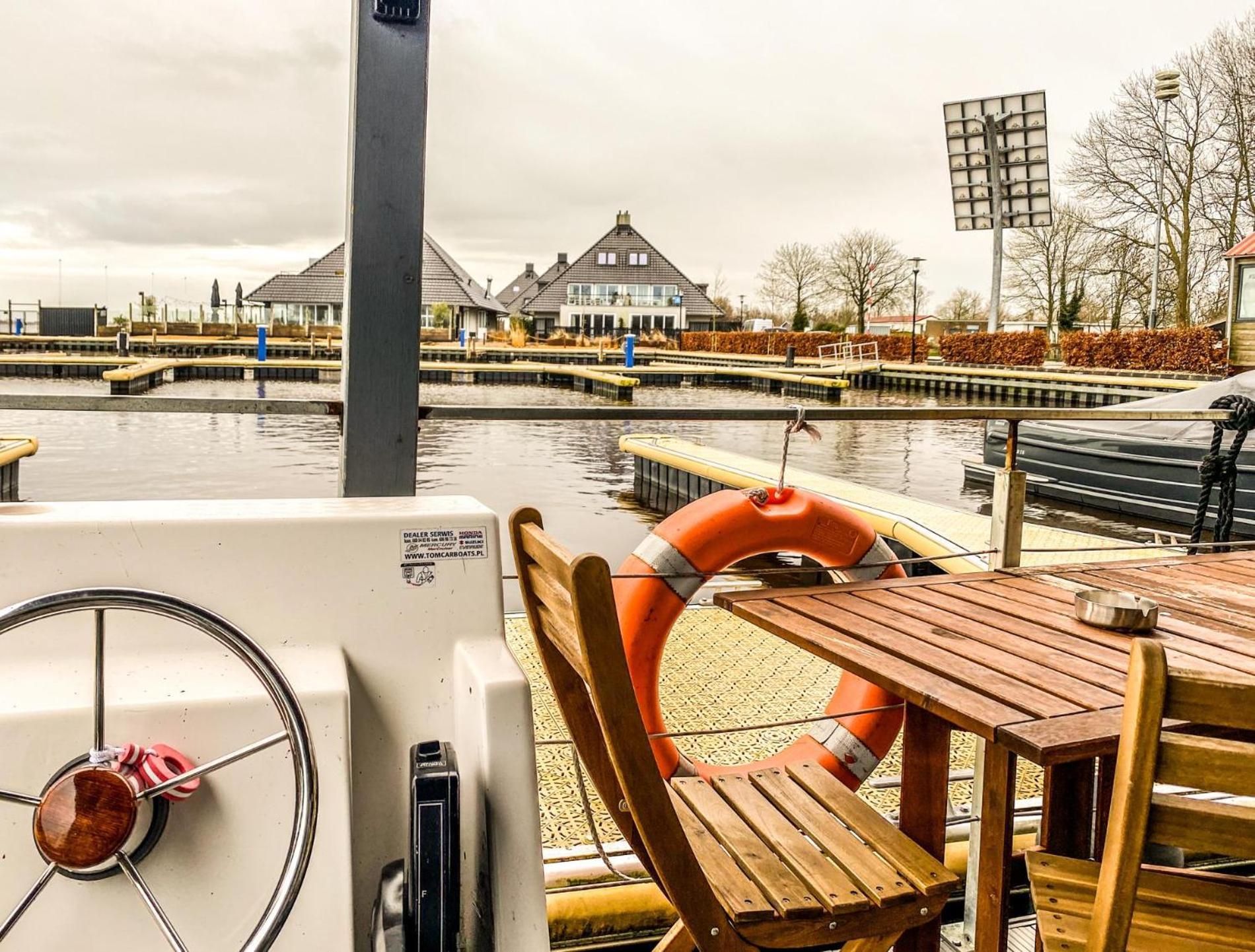 Houseboat Blue Sneekermeer Offingawier Εξωτερικό φωτογραφία