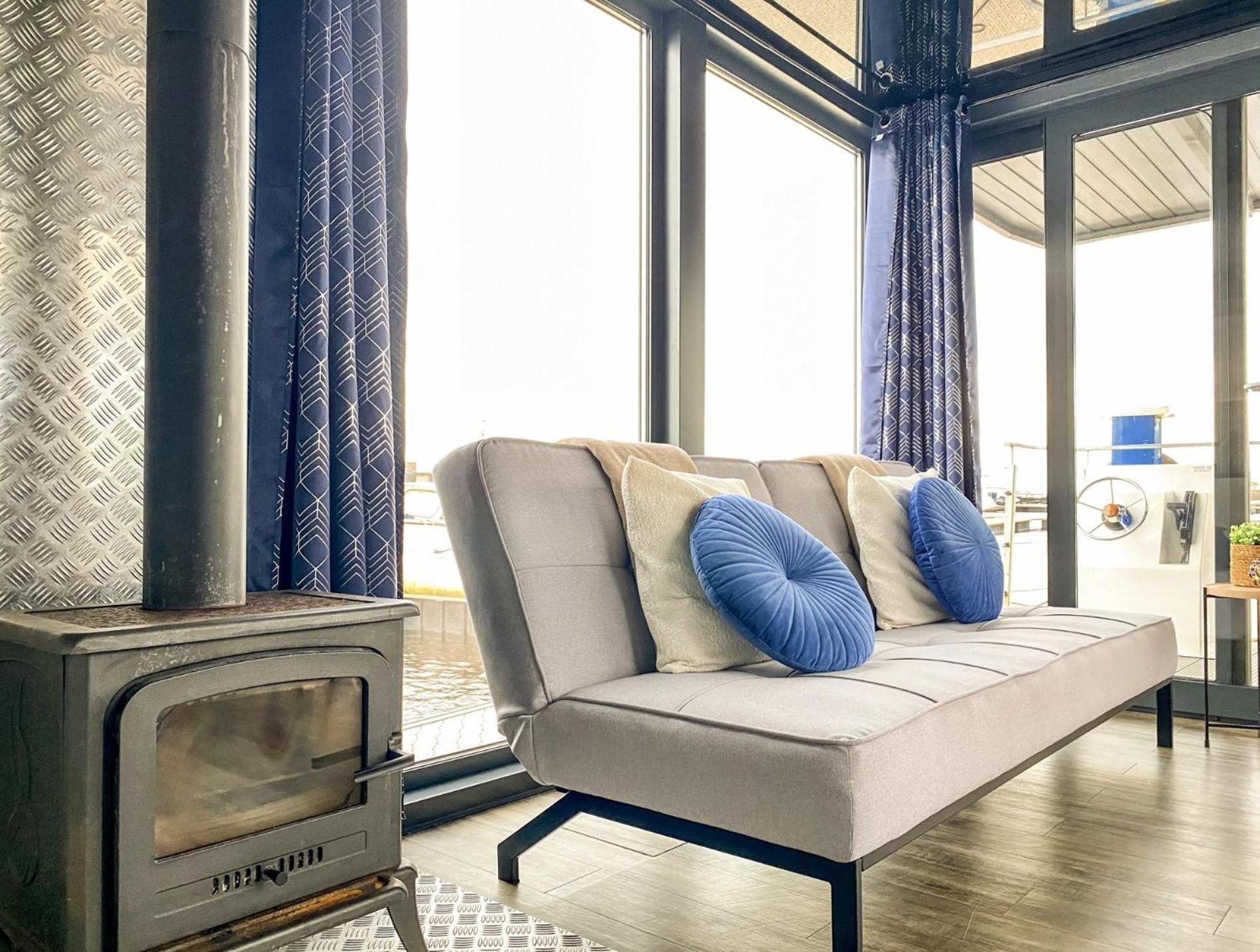 Houseboat Blue Sneekermeer Offingawier Εξωτερικό φωτογραφία