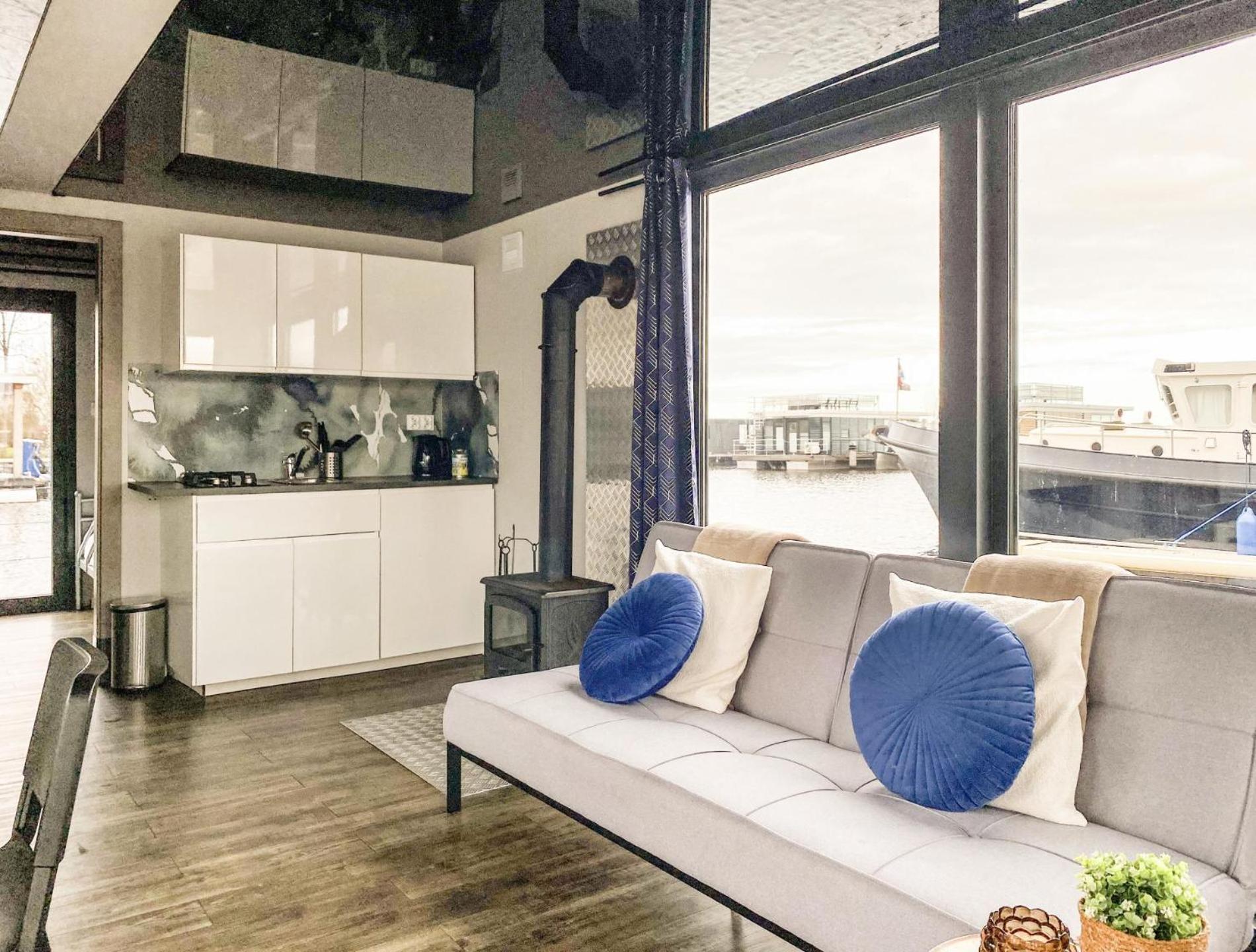 Houseboat Blue Sneekermeer Offingawier Εξωτερικό φωτογραφία